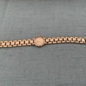 RAYMOND WEIL Watch- Womens Gold link bracelet